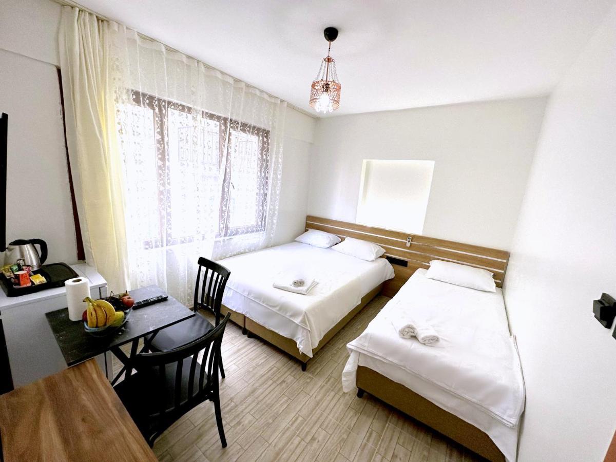 Menesa Hotel อิสตันบูล ภายนอก รูปภาพ