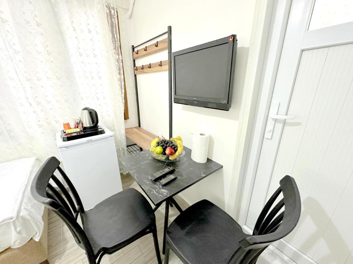 Menesa Hotel อิสตันบูล ภายนอก รูปภาพ